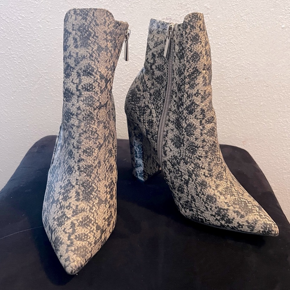 Qupid Snake Skin Ankle Boots